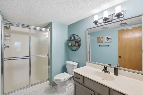 7066 159th Street W Apple Valley MN 55124