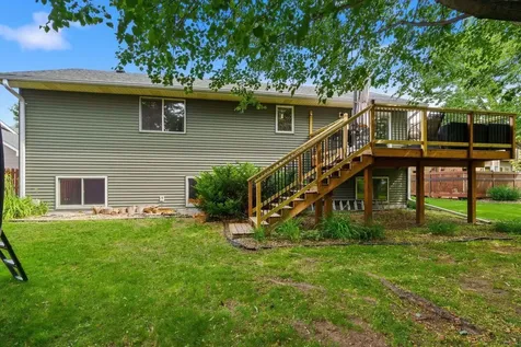 7066 159th Street W Apple Valley MN 55124