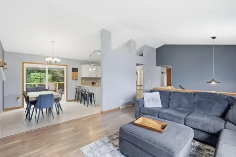 7066 159th Street W Apple Valley MN 55124