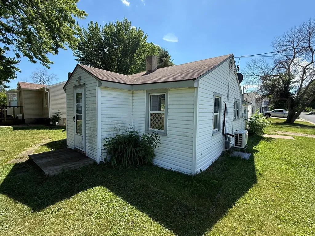 600 2nd Avenue SE Hayfield MN 55940