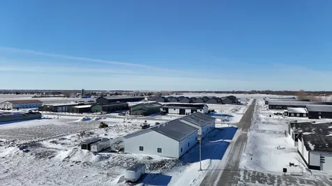 1004 5th Street E Horace ND 58047