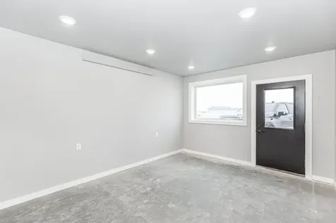 1004 5th Street E Horace ND 58047