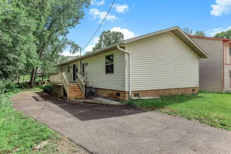 1534 Larpenteur Avenue E Saint Paul MN 55109