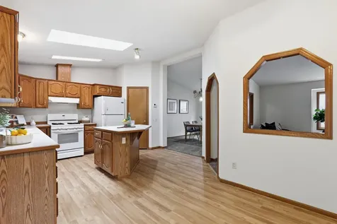 1534 Larpenteur Avenue E Saint Paul MN 55109