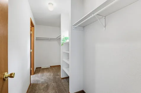 1534 Larpenteur Avenue E Saint Paul MN 55109