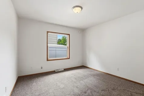 1534 Larpenteur Avenue E Saint Paul MN 55109