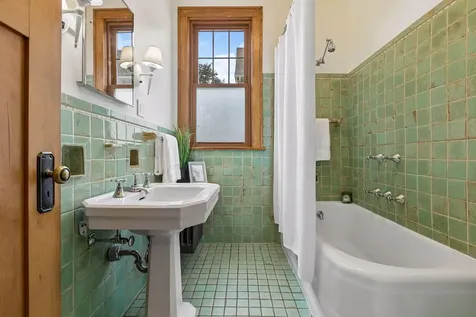 2748 Fillmore Street NE Minneapolis MN 55418