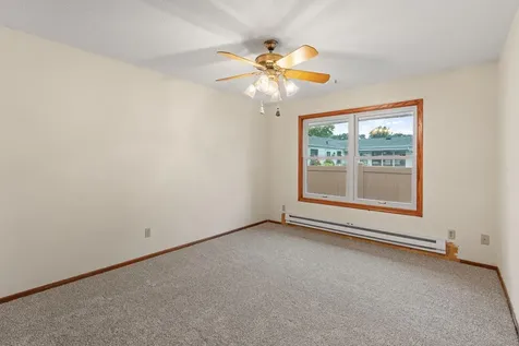9 6th Avenue NE Osseo MN 55369