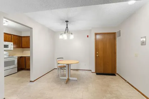 4165 Hilltop Point Eagan MN 55123