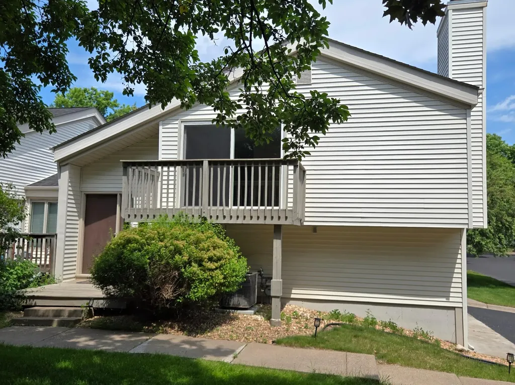 361 Elan Court Woodbury MN 55125