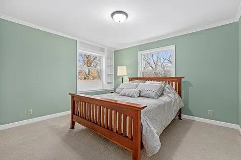 2 Crocus Lane North Oaks MN 55127