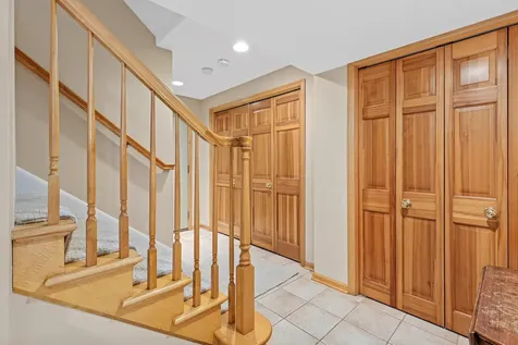 2 Crocus Lane North Oaks MN 55127
