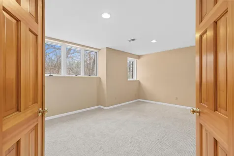 2 Crocus Lane North Oaks MN 55127
