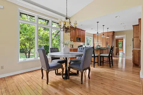 2 Crocus Lane North Oaks MN 55127
