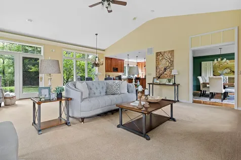 2 Crocus Lane North Oaks MN 55127