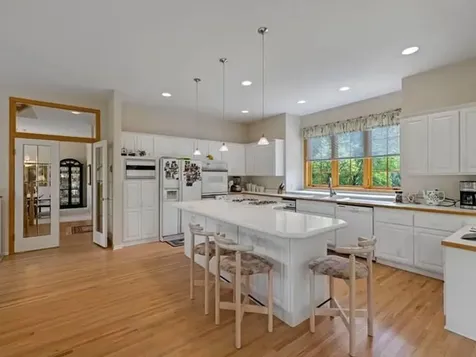 14700 White Oak Drive Burnsville MN 55337