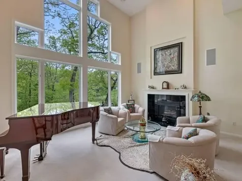 14700 White Oak Drive Burnsville MN 55337