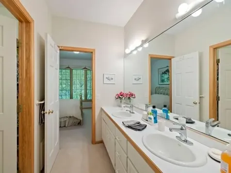 14700 White Oak Drive Burnsville MN 55337