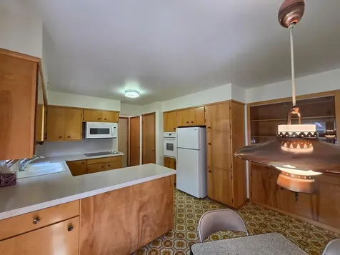 2202 Windsor Road Albert Lea MN 56007