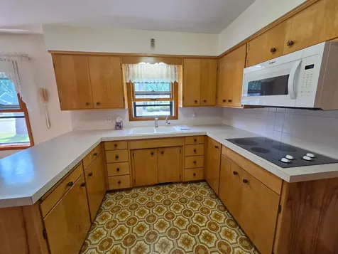 2202 Windsor Road Albert Lea MN 56007