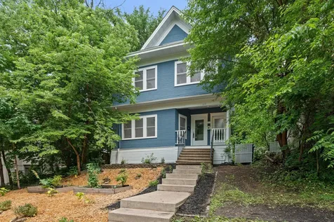 129 Arthur Avenue SE Minneapolis MN 55414