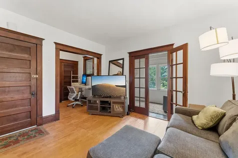 129 Arthur Avenue SE Minneapolis MN 55414