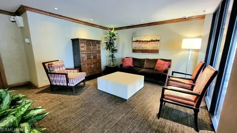410 Groveland Avenue Minneapolis MN 55403