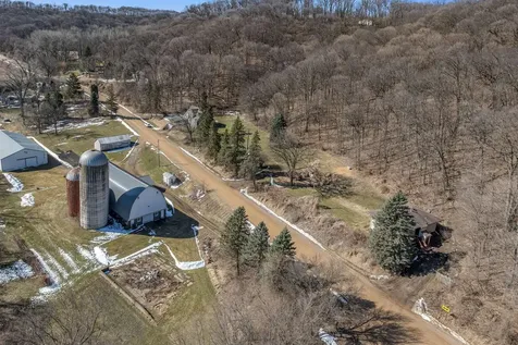 48050 Old River Bluff Road Saint Peter MN 56082