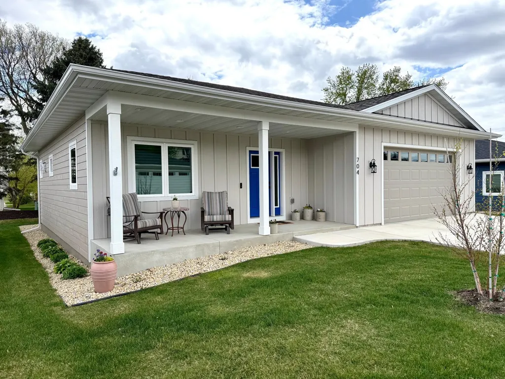 704 Maple Place Northfield MN 55057