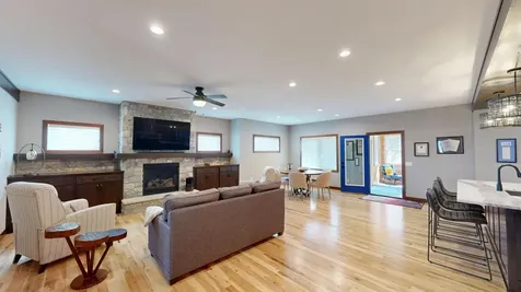 704 Maple Place Northfield MN 55057