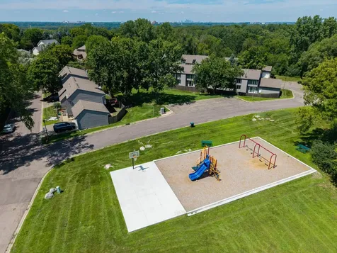 1757 Bluebill Drive Eagan MN 55122