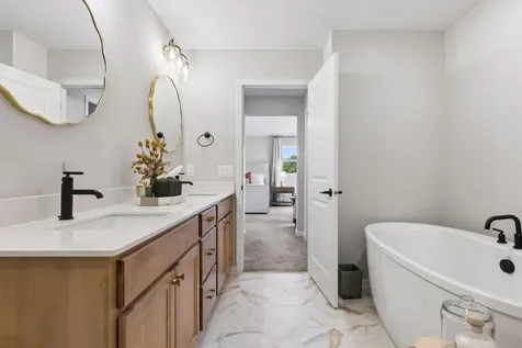 8143 Haywood Drive Lino Lakes MN 55014