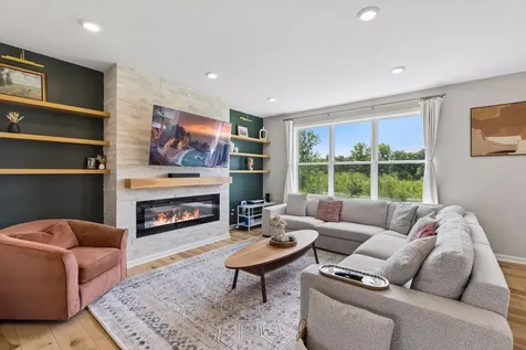 8143 Haywood Drive Lino Lakes MN 55014
