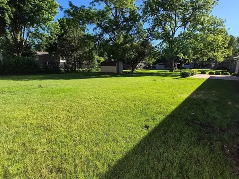 302 Sunrise Lane Marshall MN 56258