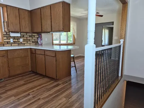 302 Sunrise Lane Marshall MN 56258
