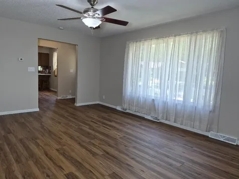 302 Sunrise Lane Marshall MN 56258