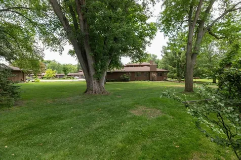 2211 Baihly Court SW Rochester MN 55902