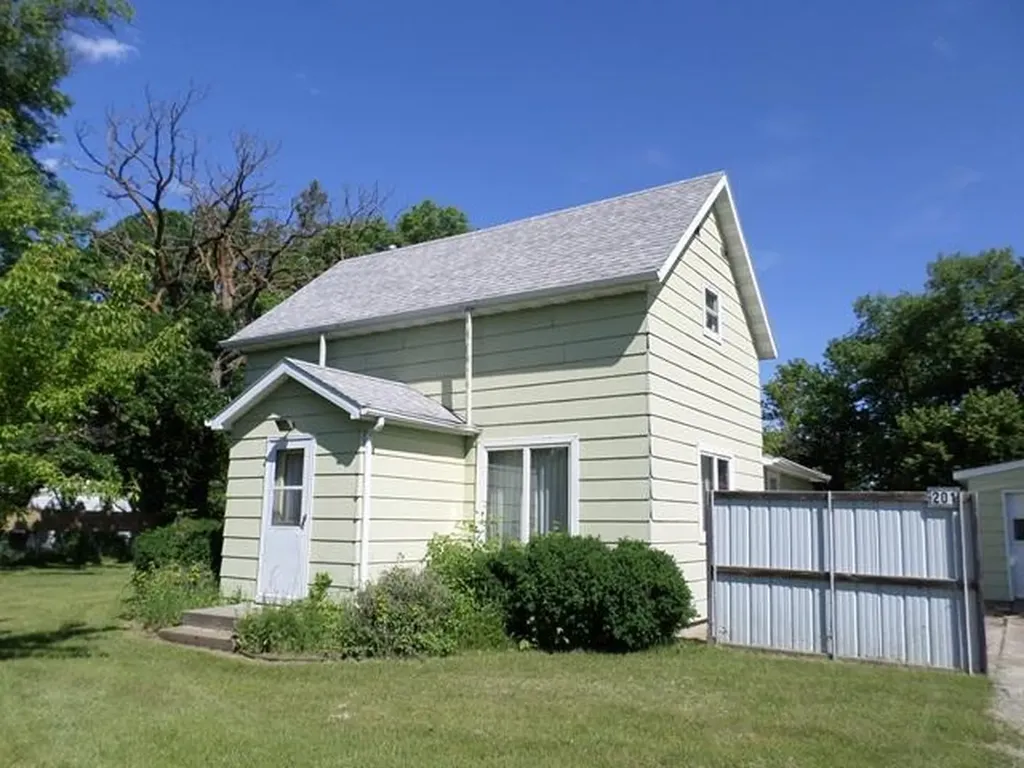201 Greenwood Street E Thief River Falls MN 56701