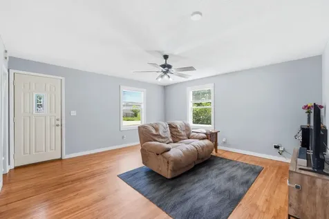 719 N Ramsey Avenue Litchfield MN 55355