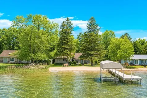 23546 County Road 4 Nisswa MN 56468