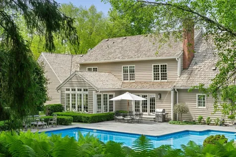 235 Hollander Road Wayzata MN 55391