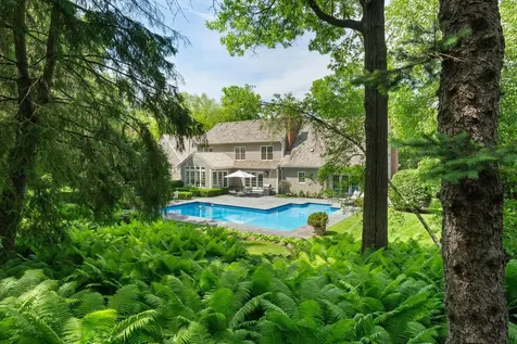 235 Hollander Road Wayzata MN 55391