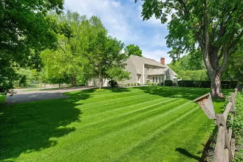 235 Hollander Road Wayzata MN 55391