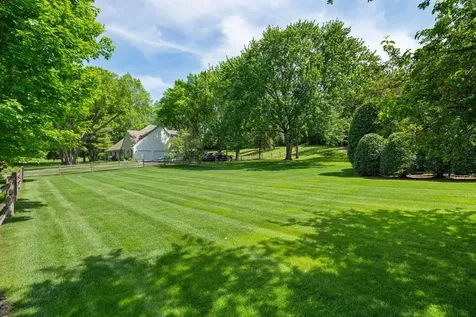 235 Hollander Road Wayzata MN 55391