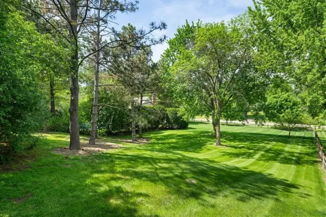 235 Hollander Road Wayzata MN 55391