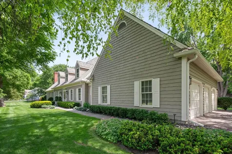 235 Hollander Road Wayzata MN 55391
