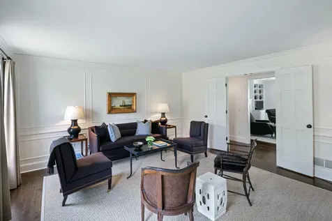 235 Hollander Road Wayzata MN 55391