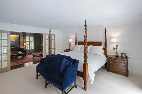 235 Hollander Road Wayzata MN 55391