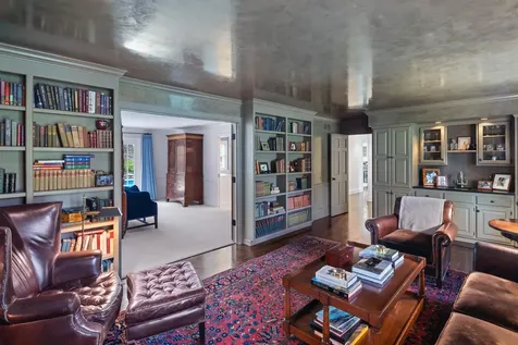 235 Hollander Road Wayzata MN 55391
