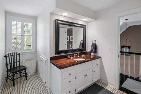 235 Hollander Road Wayzata MN 55391